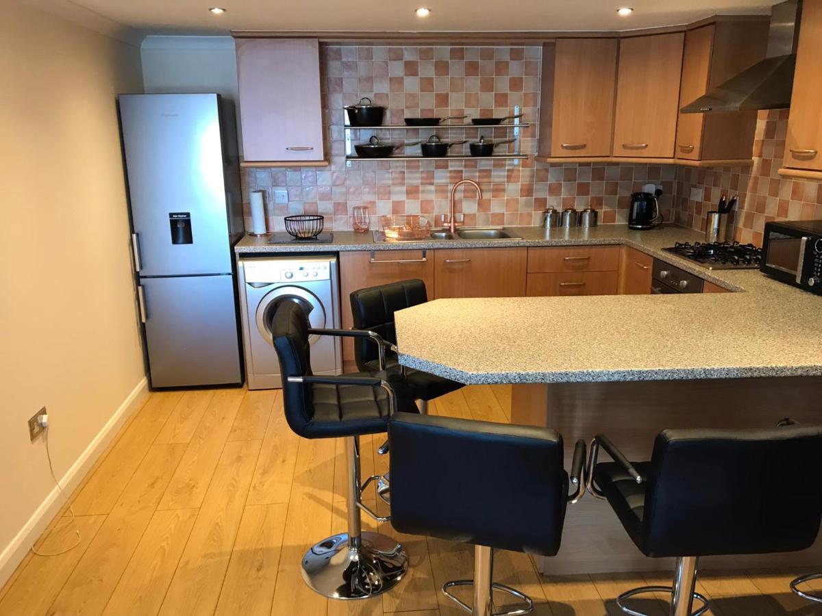 Beautiful 3-Bed Apartment In גורוק מראה חיצוני תמונה