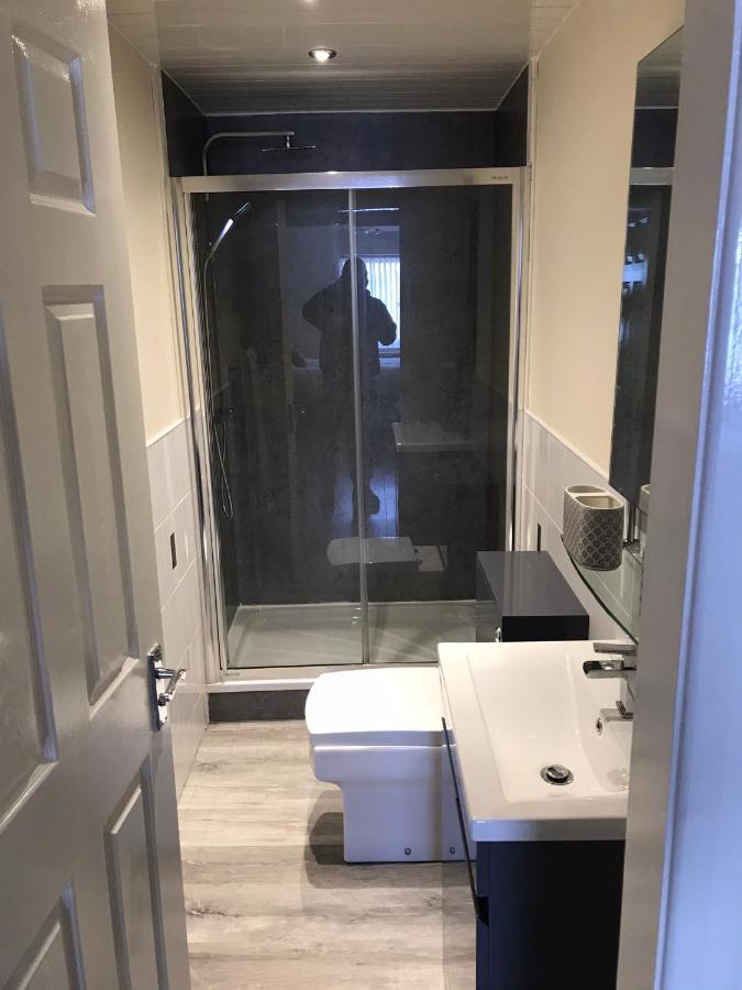 Beautiful 3-Bed Apartment In גורוק מראה חיצוני תמונה